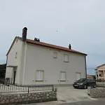 Casper Apartman *